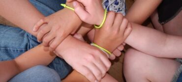 Ubezpieczenie dzieci na koloniach. Jak wybrać, gdzie kupić polisę?