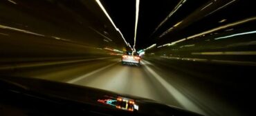 Czy ograniczenia prędkości powstrzymają piratów drogowych? Fot. Peter Suneson