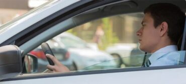 Ekonomiczna jazda samochodem - jak jeździć oszczędnie?