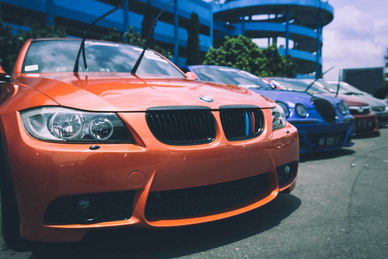 Właściciele BMW płacą za OC najwięcej. Porównanie cen ubezpieczenia dla najpopularniejszych marek